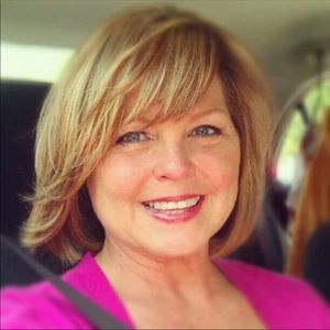 Meet your Posher, Denise